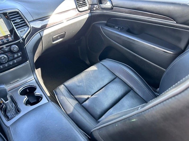 Used 2021 Jeep Grand Cherokee Overland image 16