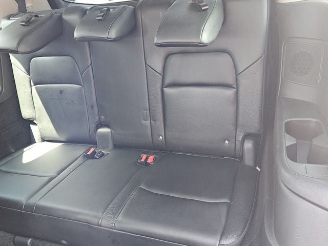 Used 2024 Nissan Pathfinder SL w/ SL Premium Package FWD image 11