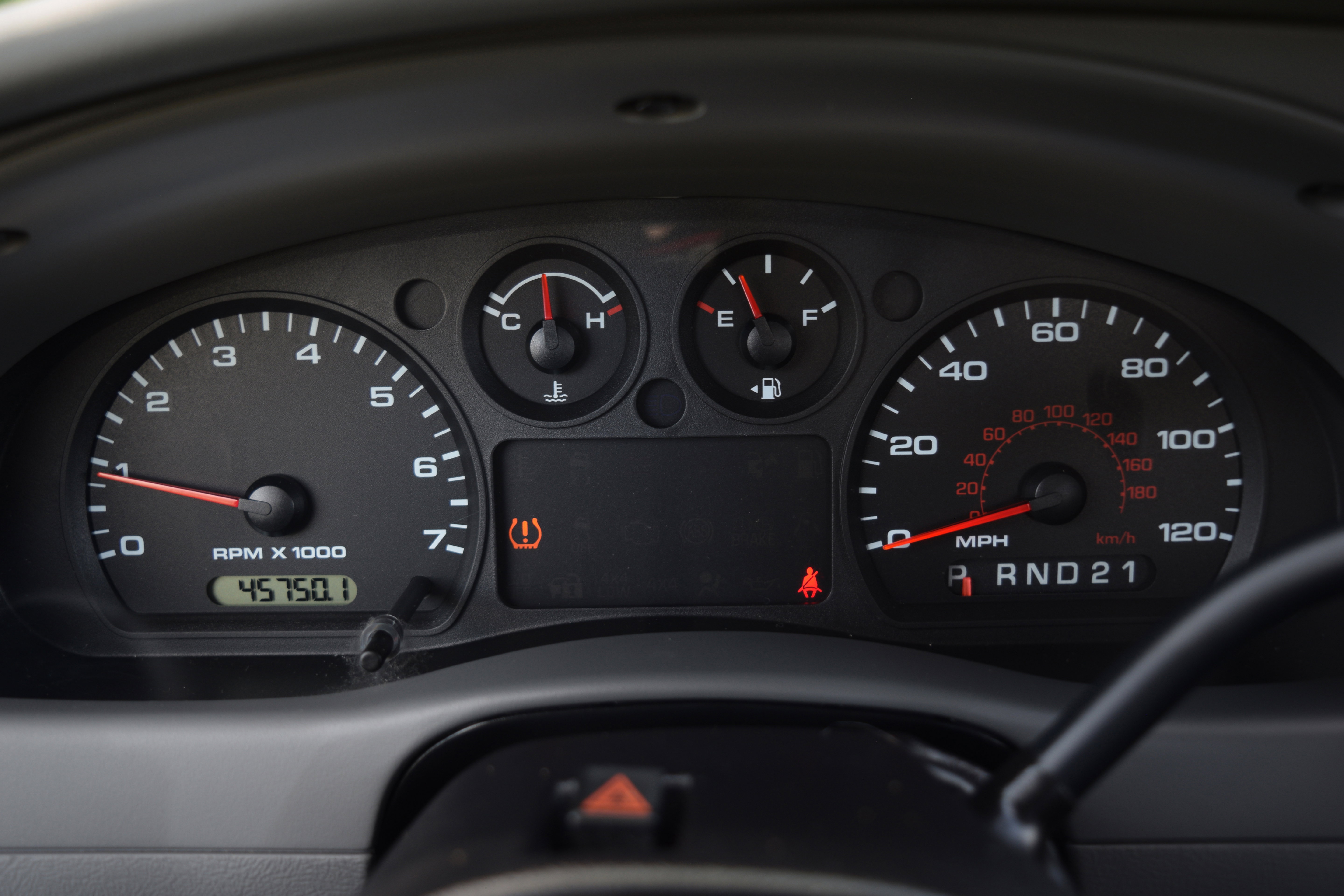 Used 2011 Ford Ranger XLT image 3