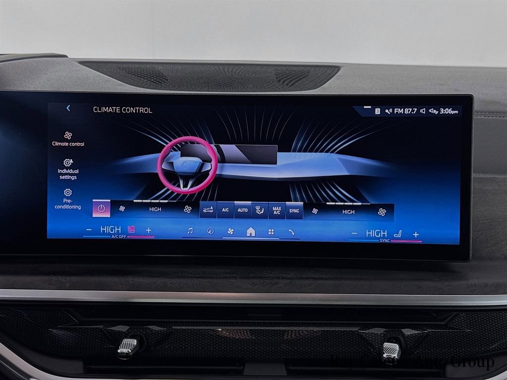 Certified 2024 BMW X5 xDrive40i w/ Premium Package image 16