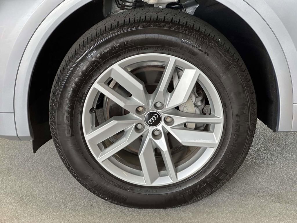 Used 2023 Audi Q5 2.0T Premium AWD/4WD image 9