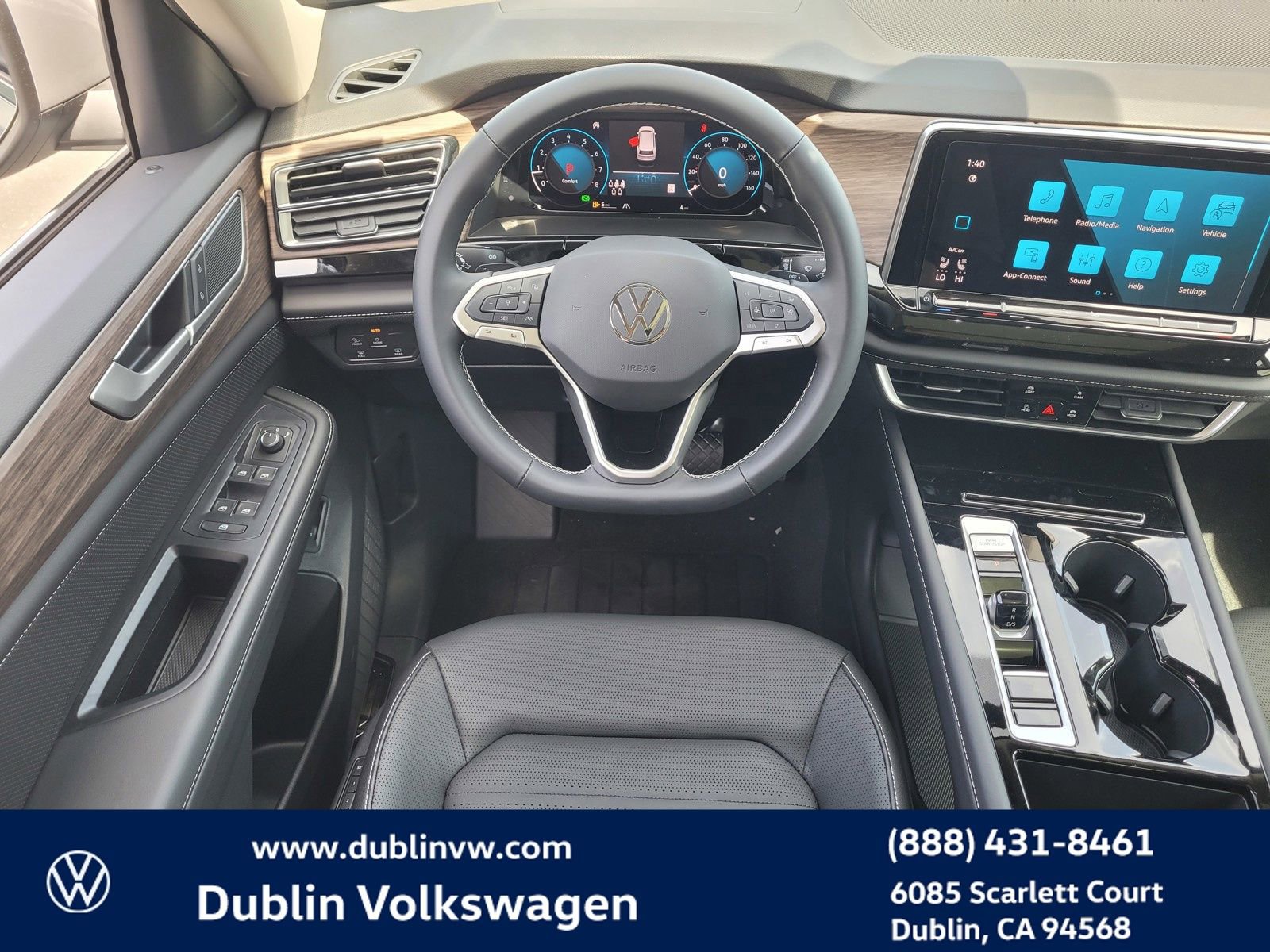 New 2025 Volkswagen Atlas SEL image 11
