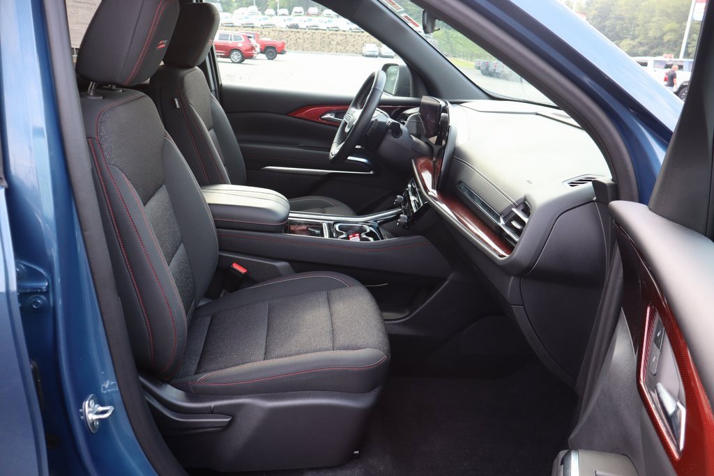 Used 2024 Chevrolet Traverse Z71 image 18