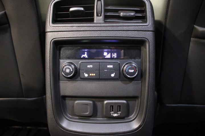 Used 2020 Buick Envision Essence image 21