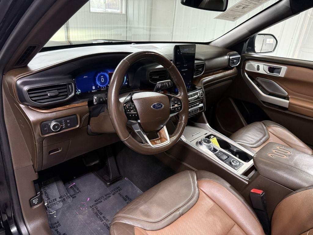 Used 2021 Ford Explorer King Ranch w/ Premium Technology Package AWD/4WD image 16