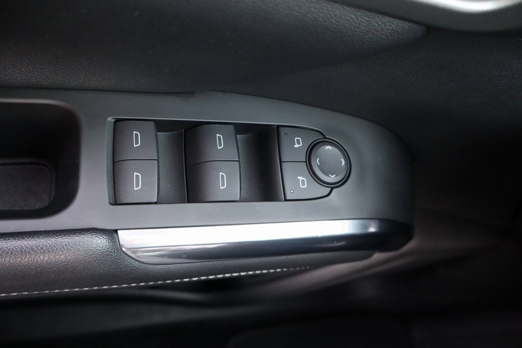 Used 2024 Chevrolet Traverse LS w/ Midnight/Sport Edition image 25