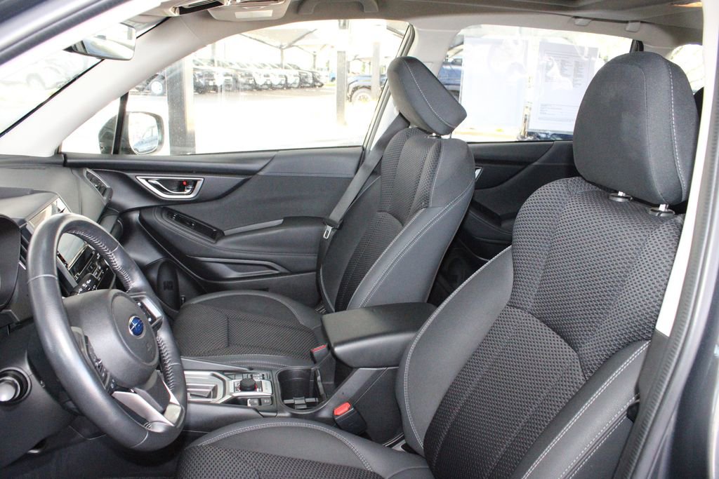 Used 2021 Subaru Forester Premium image 7