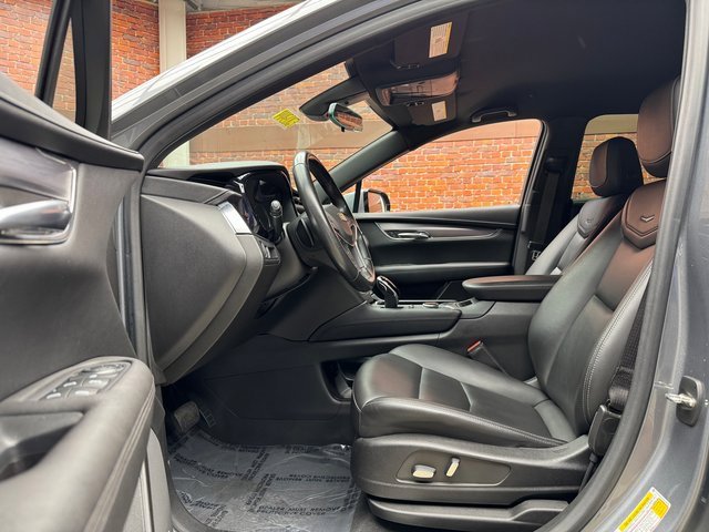 Used 2022 Cadillac XT5 Luxury image 21