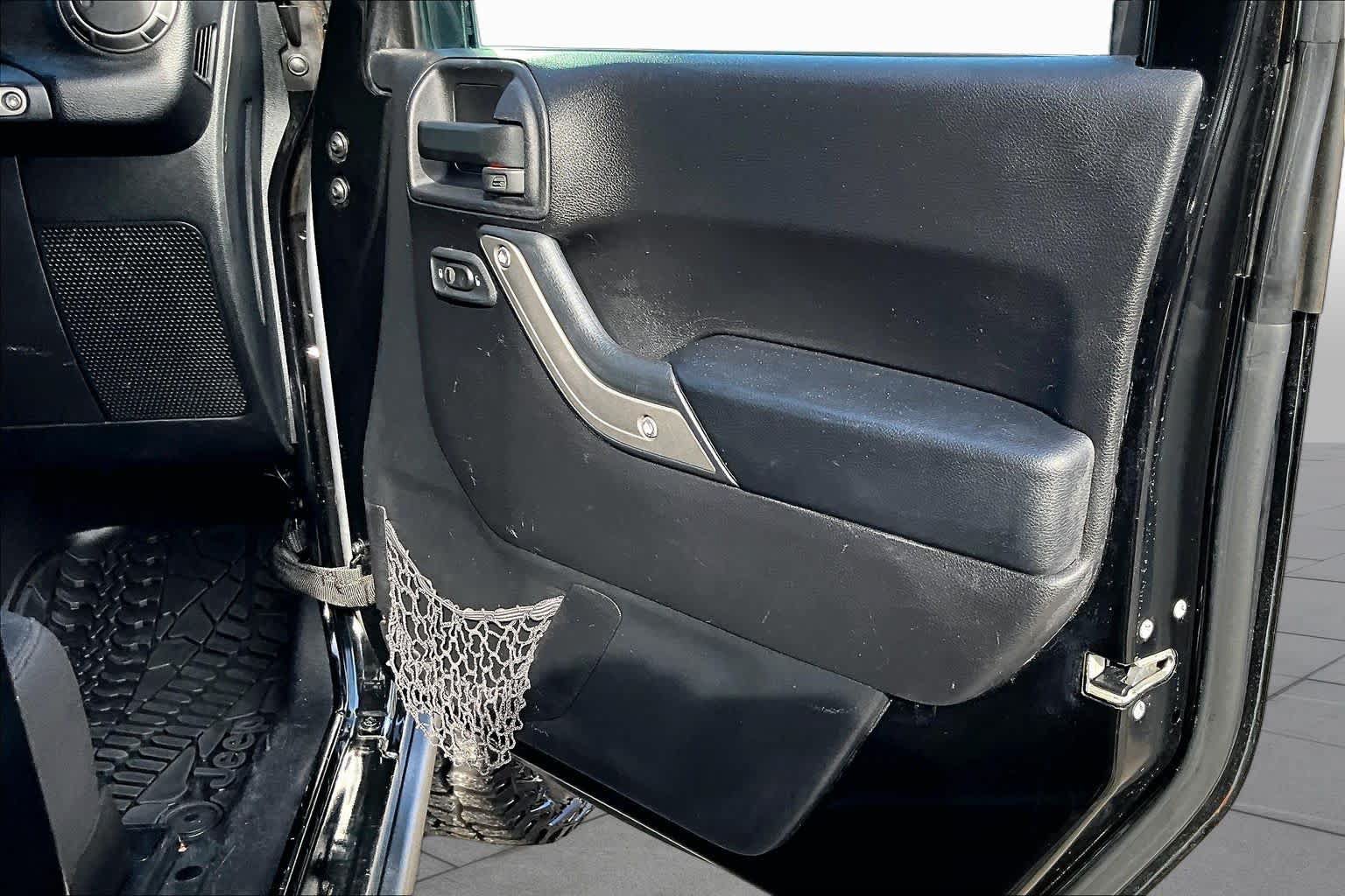 Used 2016 Jeep Wrangler Sport AWD/4WD image 23