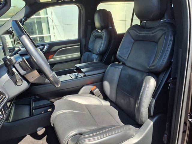 Used 2023 Lincoln Navigator Reserve image 17