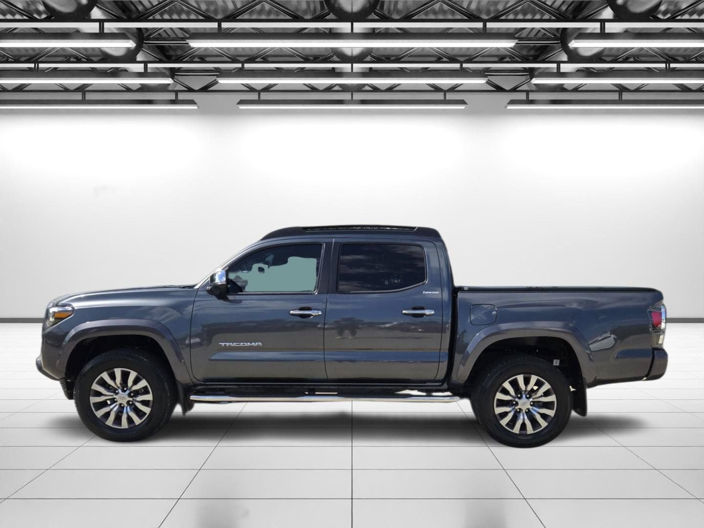 Used 2021 Toyota Tacoma Limited RWD image 6