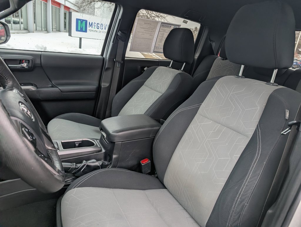 Used 2023 Toyota Tacoma TRD Sport image 18