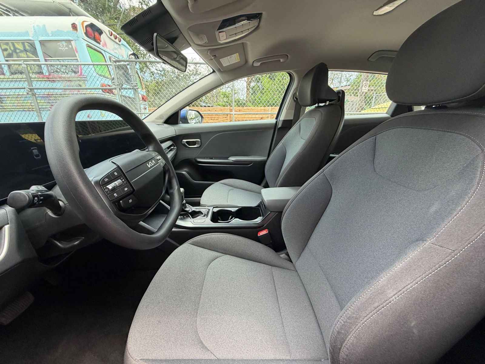 Used 2025 Kia K4 FWD image 24