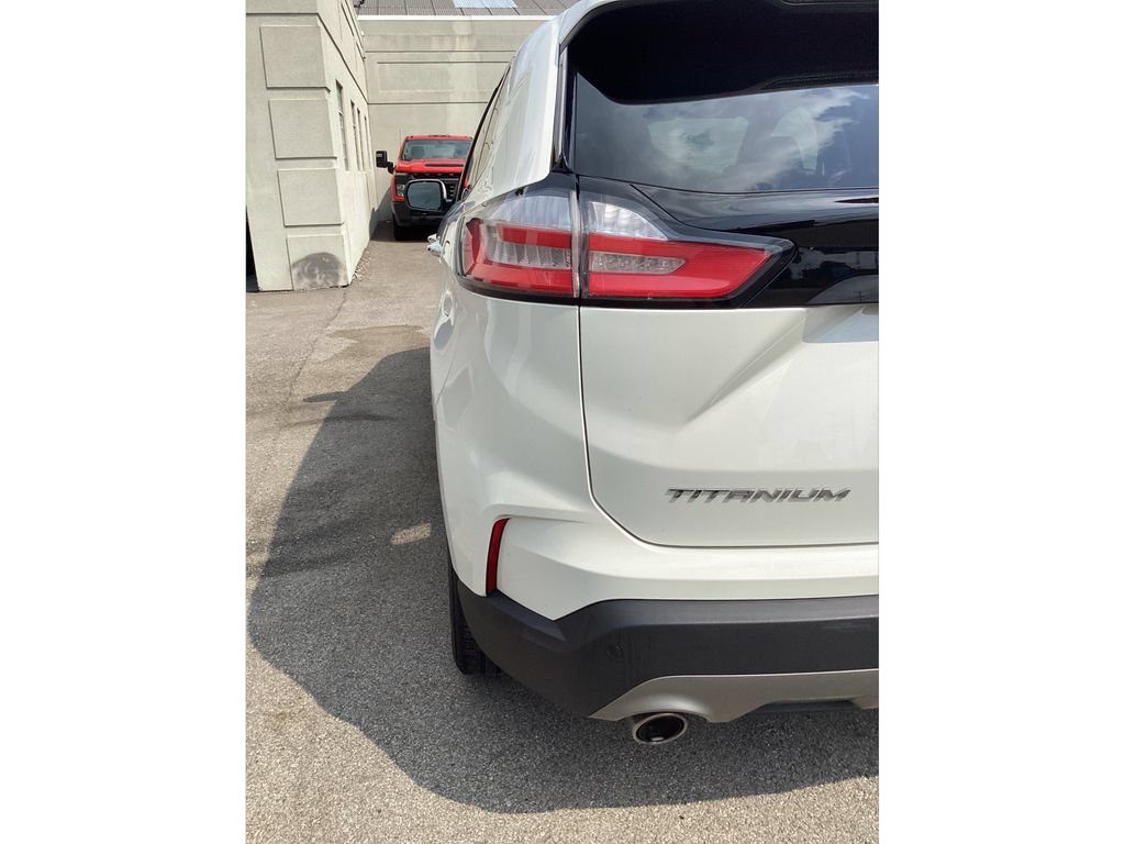Used 2021 Ford Edge Titanium AWD/4WD image 29