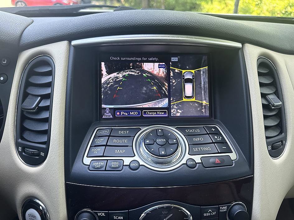 Used 2017 INFINITI QX50 AWD w/ Premium Plus Package image 16