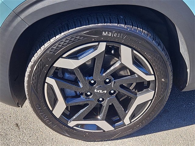 Certified 2024 Kia Seltos SX image 7