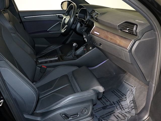 Used 2023 Audi Q3 2.0T Premium Plus image 34