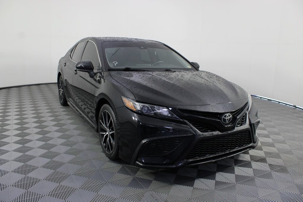 Used 2021 Toyota Camry SE FWD image 24