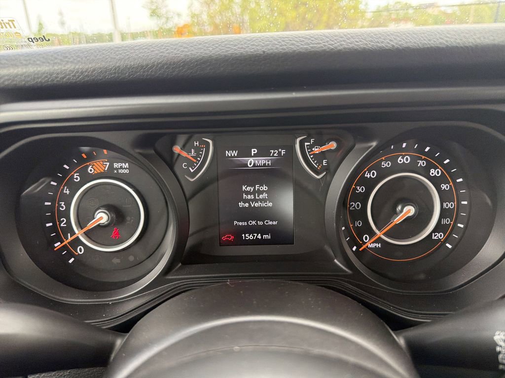 Used 2025 Jeep Wrangler Sport AWD/4WD image 30