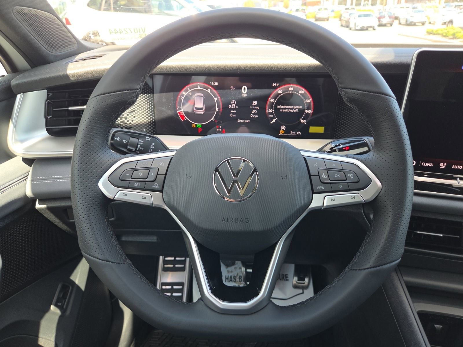 New 2026 Volkswagen Tiguan SE R-Line AWD/4WD image 24