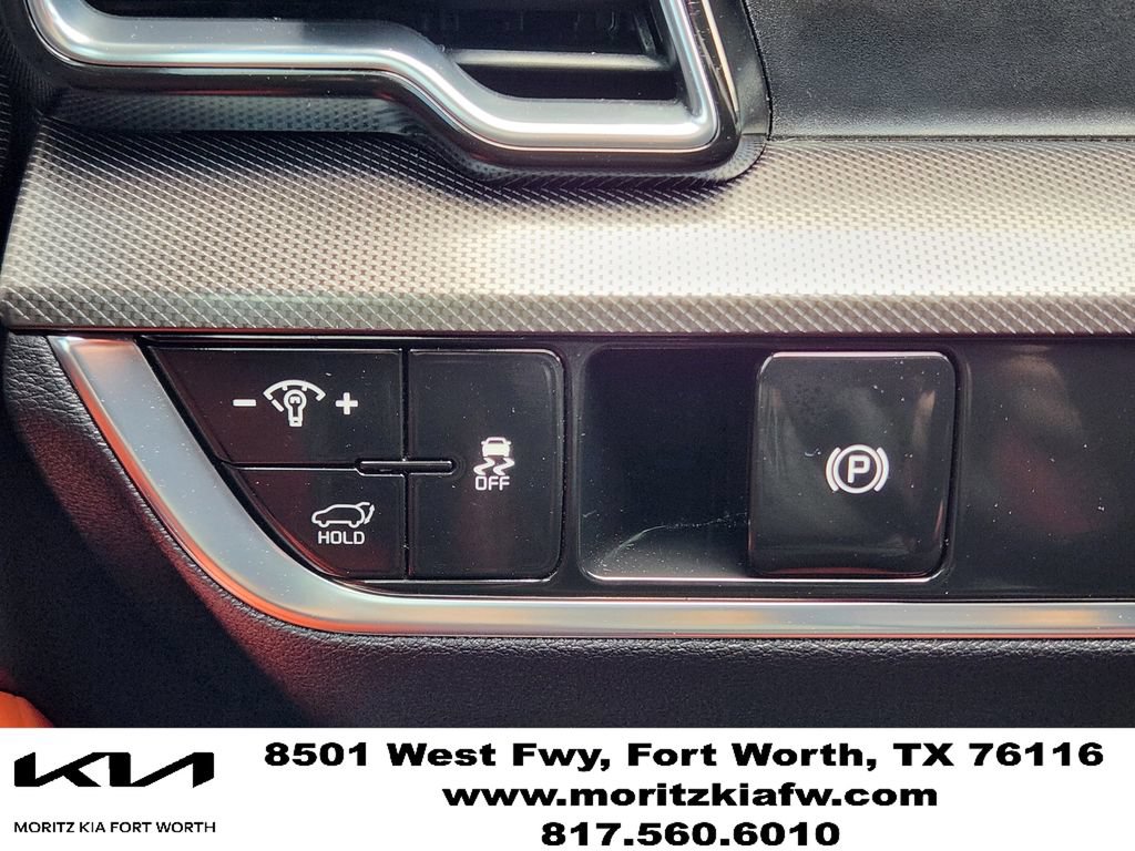 Certified 2025 Kia Sportage SX FWD image 21