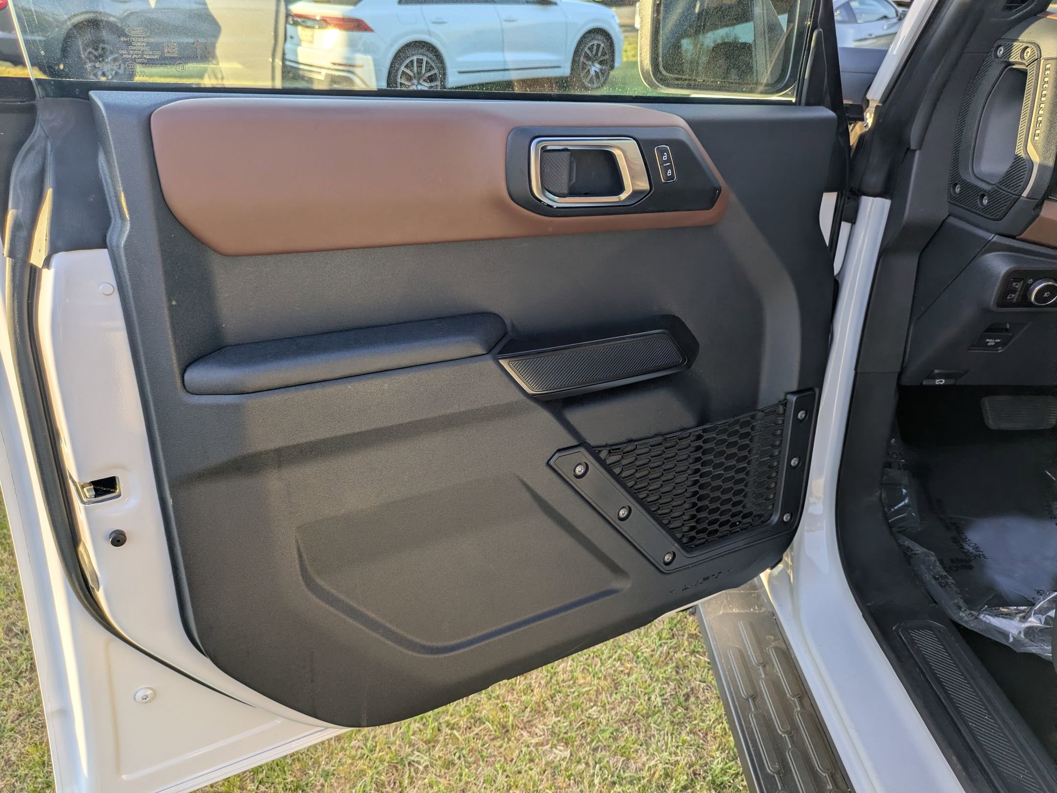 Certified 2024 Ford Bronco Outer Banks image 12