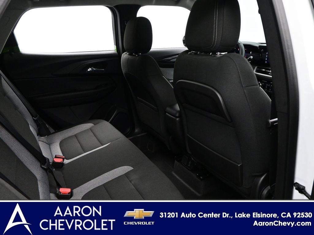 New 2026 Chevrolet TrailBlazer LT w/ Convenience Package FWD image 11