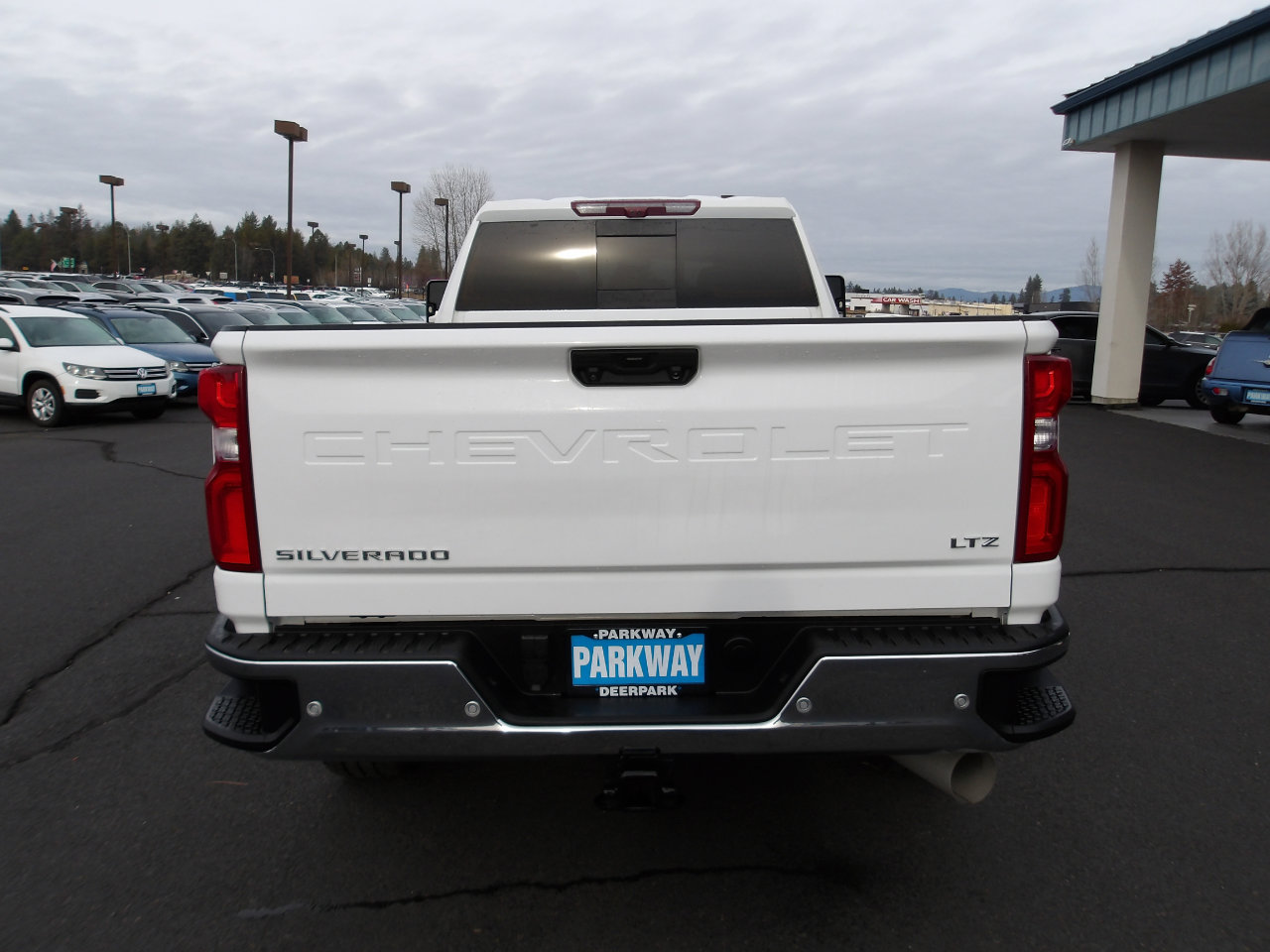 Used 2024 Chevrolet Silverado 3500 LTZ w/ LTZ Convenience Package image 4