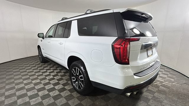 Used 2022 GMC Yukon XL AT4 AWD/4WD image 4