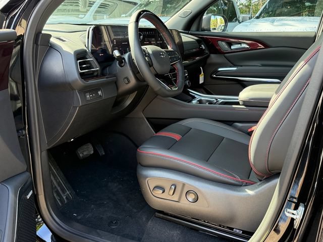 New 2027 Chevrolet Traverse RS FWD image 12
