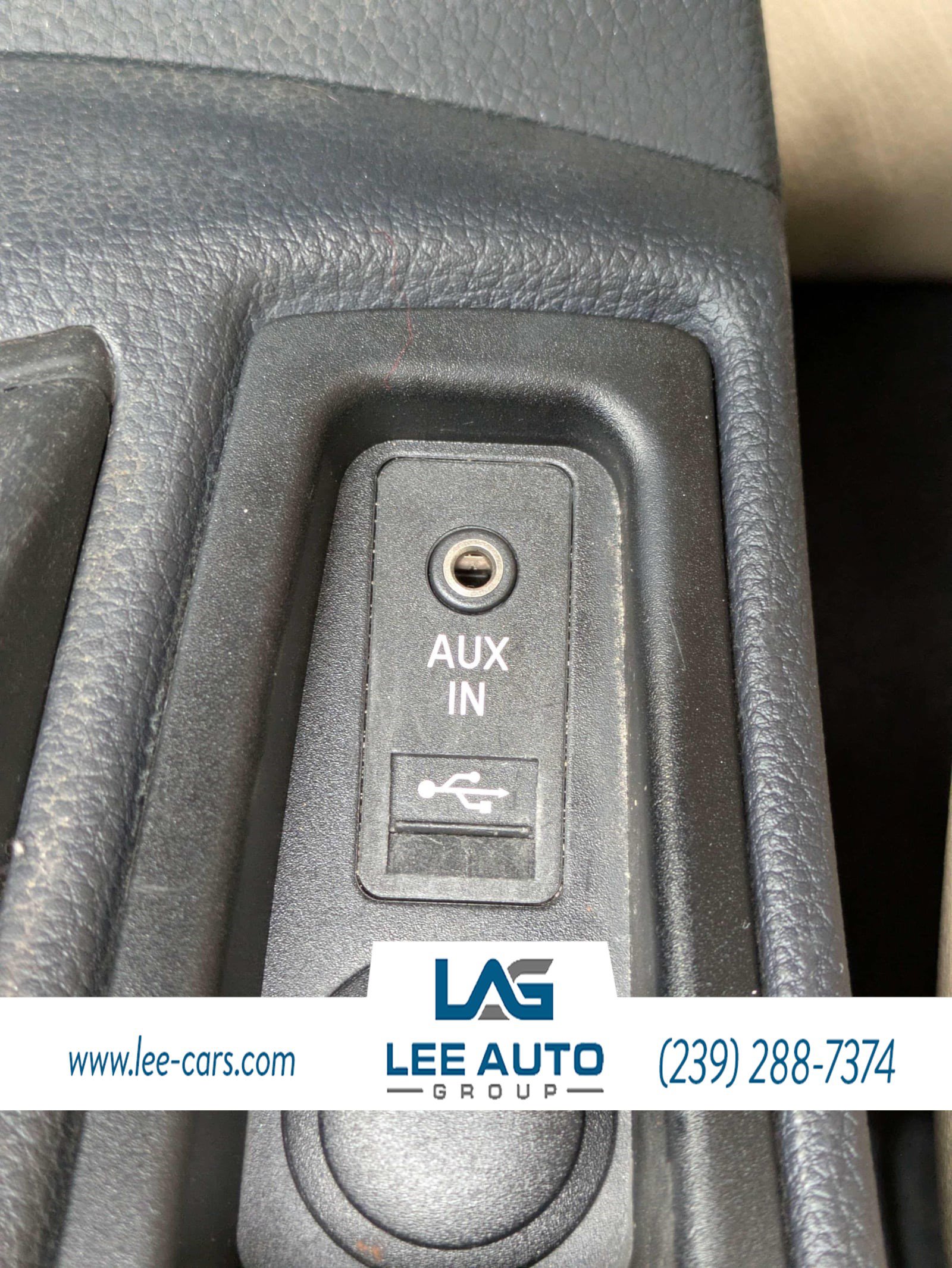 Used 2011 BMW 128i Convertible RWD image 24