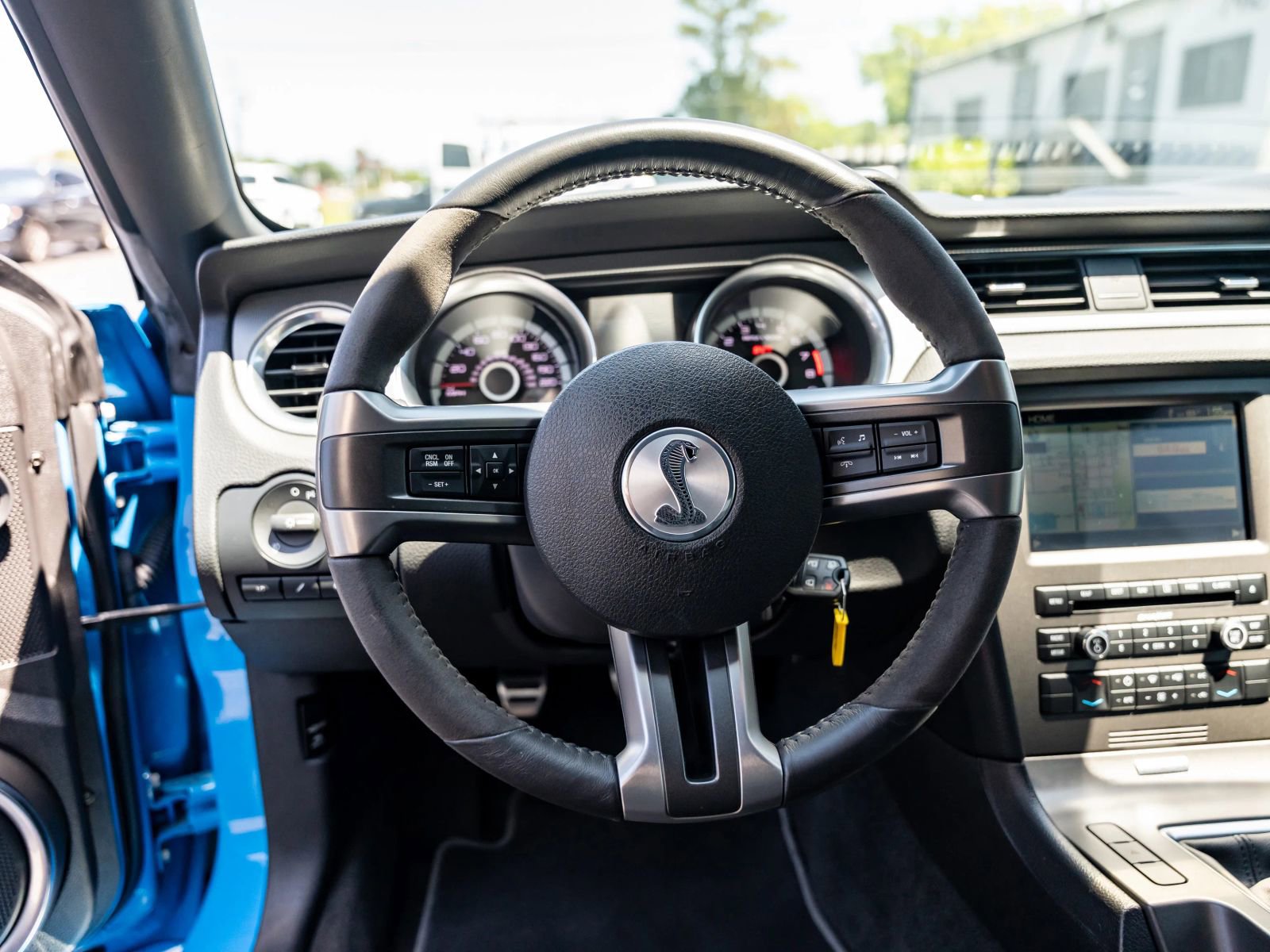 Used 2013 Ford Mustang Shelby GT500 RWD image 14