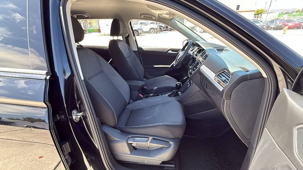 Used 2021 Volkswagen Tiguan S FWD image 38