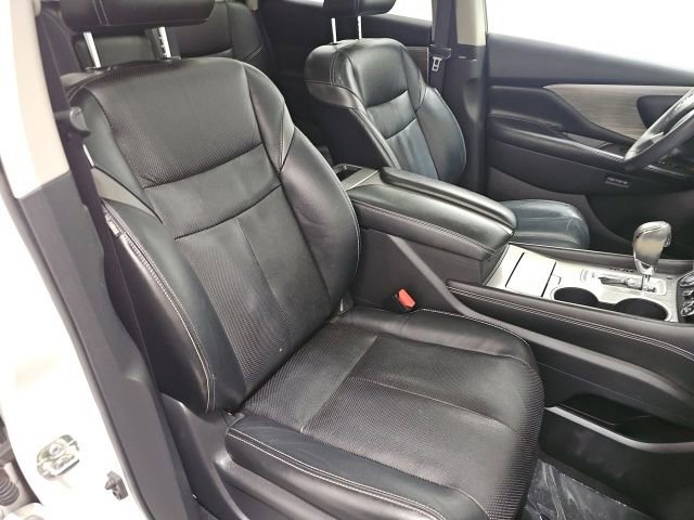 Used 2015 Nissan Murano Platinum w/ Platinum Technology Package AWD/4WD image 39