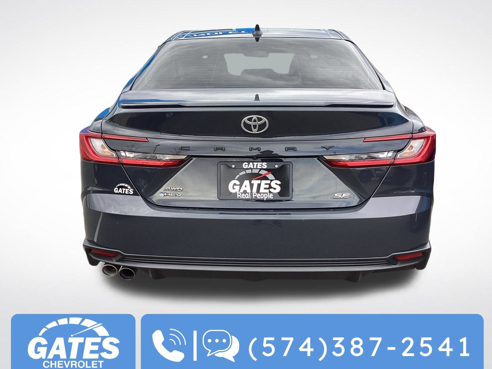 Used 2025 Toyota Camry SE AWD/4WD image 8