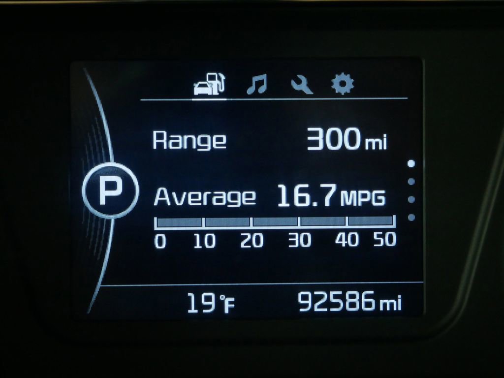 Certified 2017 Kia Sorento LX w/ LX Convenience Package image 22