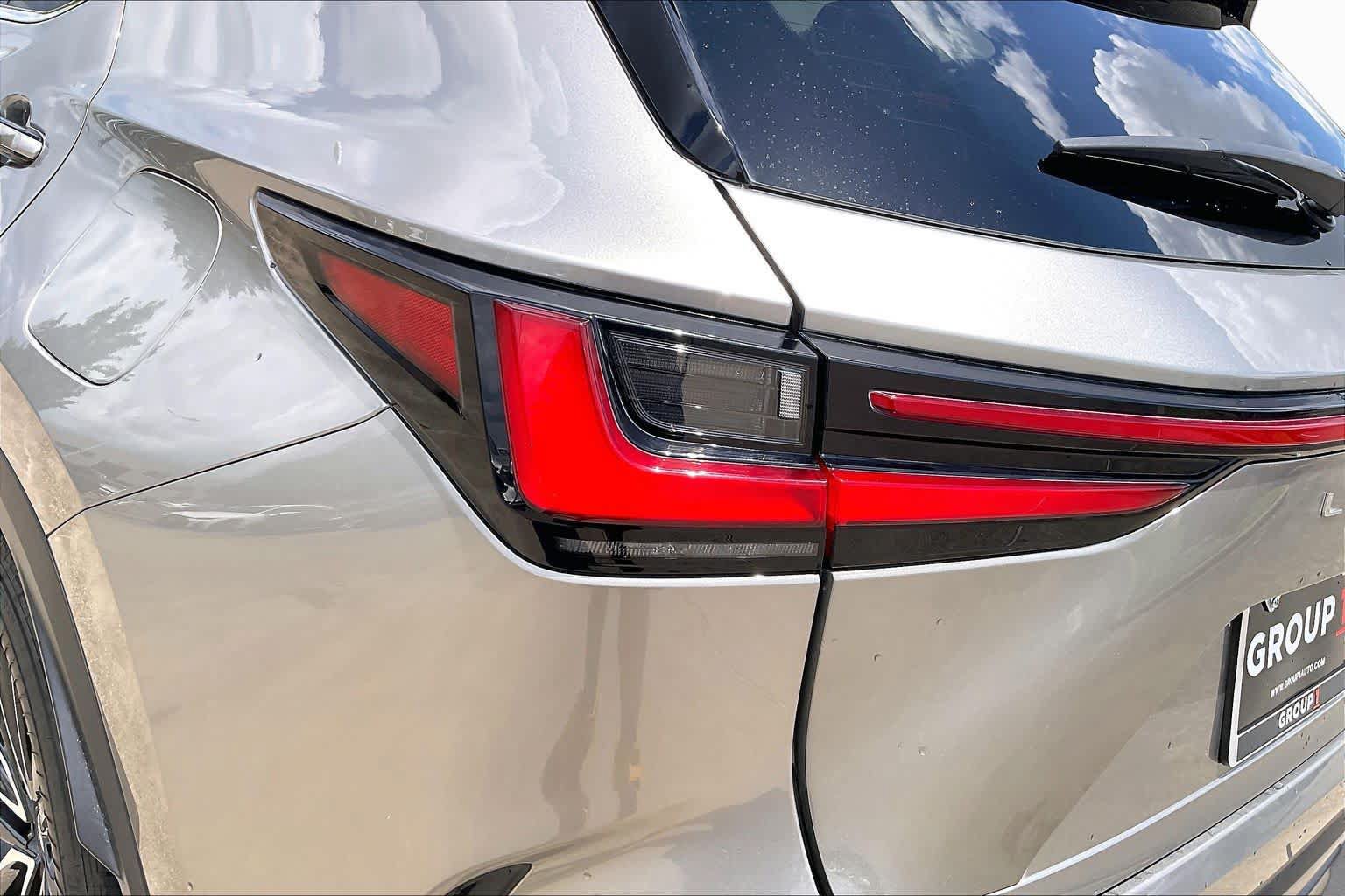 Used 2024 Lexus NX 250 FWD w/ Towing Package (2000 Lbs) image 26