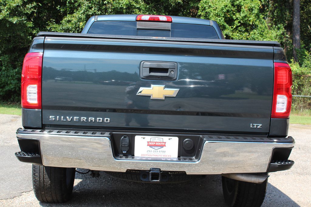 Used 2018 Chevrolet Silverado 1500 LTZ w/ Sport Package image 17