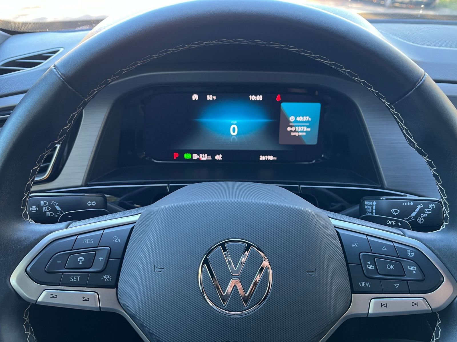 Used 2025 Volkswagen Atlas Cross Sport SE image 29