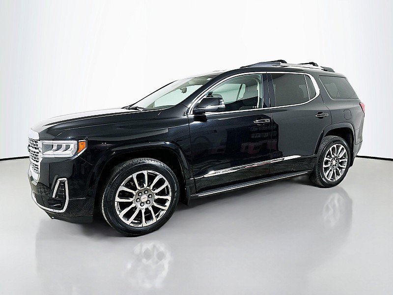 Used 2023 GMC Acadia Denali w/ Denali Ultimate Package AWD/4WD image 3