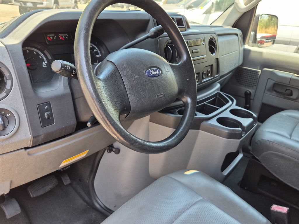 Used 2010 Ford E-250 and Econoline 250 RWD image 19
