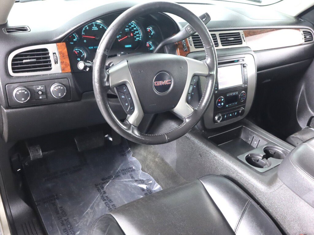 Used 2013 GMC Yukon SLT AWD/4WD image 9