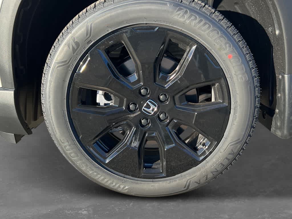 New 2026 Honda Pilot Black Edition image 9