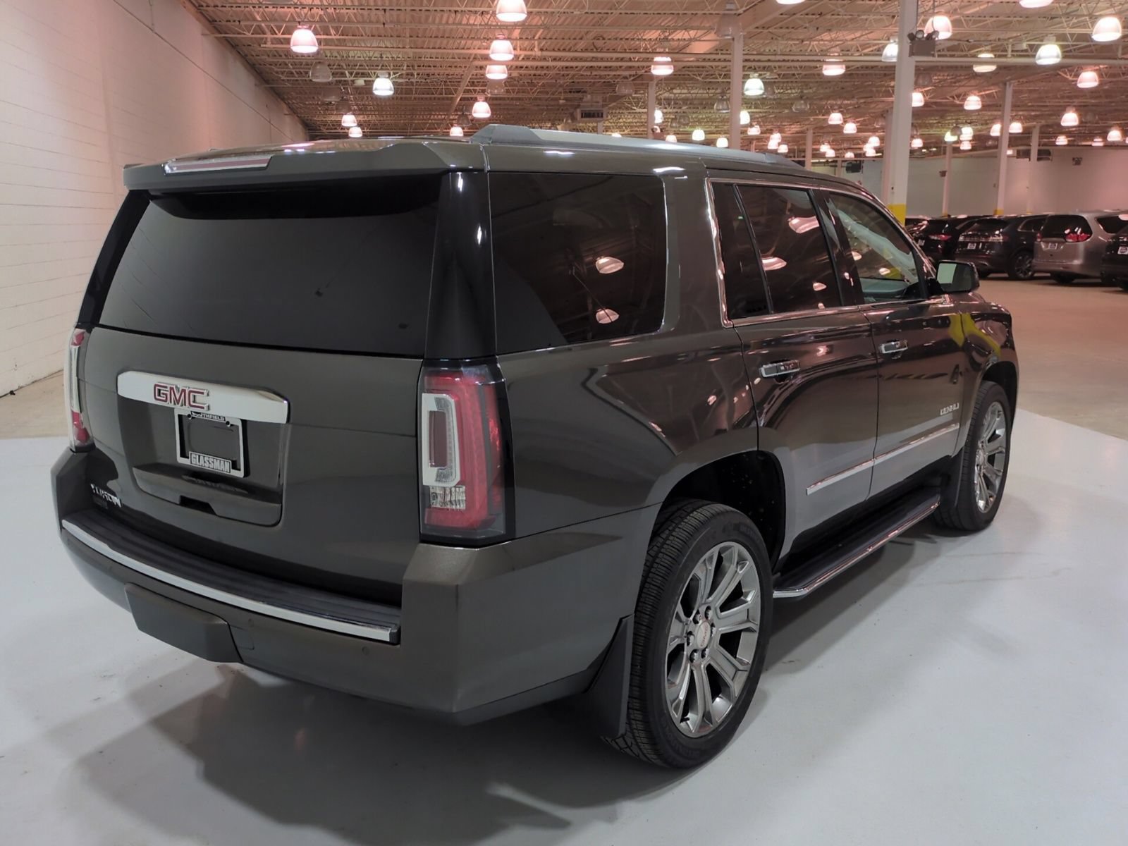 Used 2019 GMC Yukon Denali w/ Open Road Package AWD/4WD image 4