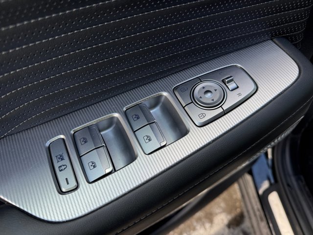 Used 2025 Hyundai Palisade Calligraphy image 18