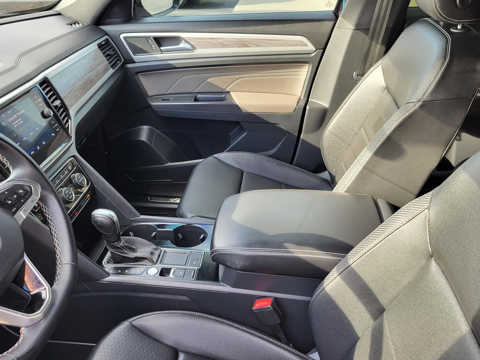 Used 2023 Volkswagen Atlas Cross Sport SE FWD image 30
