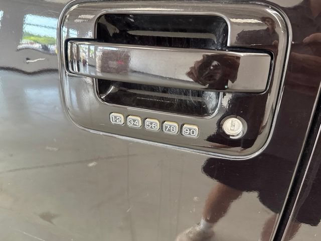 Used 2010 Ford F150 Harley-Davidson AWD/4WD image 17