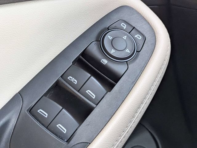 Certified 2022 Buick Encore GX Essence w/ Advanced Technology Package FWD image 24