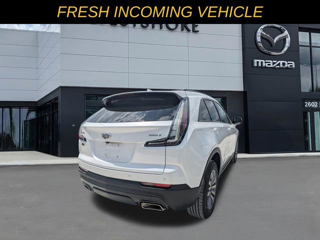 Used 2023 Cadillac XT4 Sport image 3