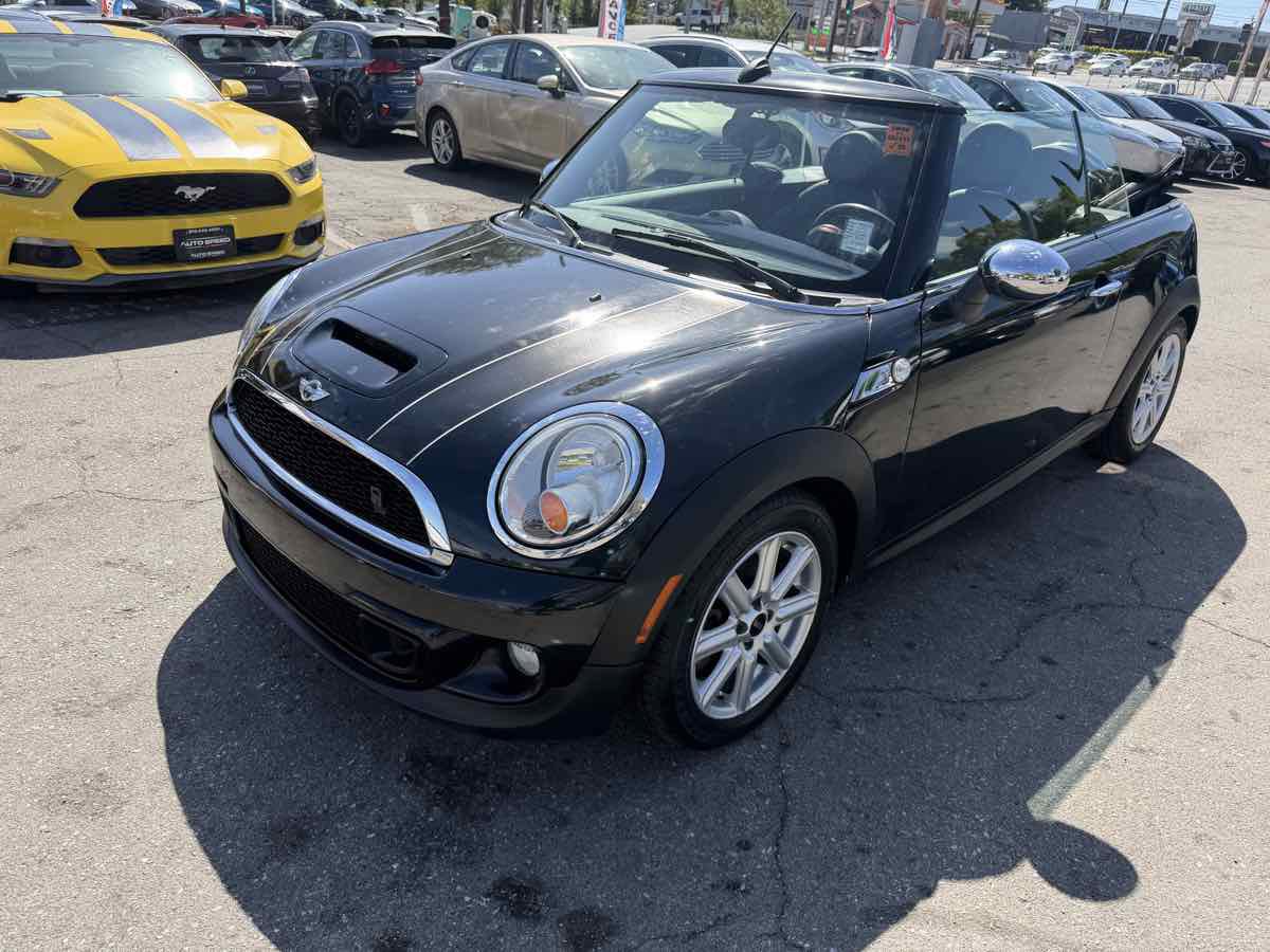 Used 2013 MINI Cooper S FWD image 3